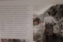 die erste Frau auf dem Gipfel