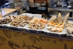 Muscheln & Schnecken im Street Food Market Ho Chi Minh City