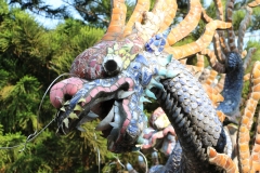 Drachen am Brunnen des chinesischen Tempels Hoi An