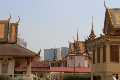 Royale palace Phnom Penh & moderne Hotels dahinter